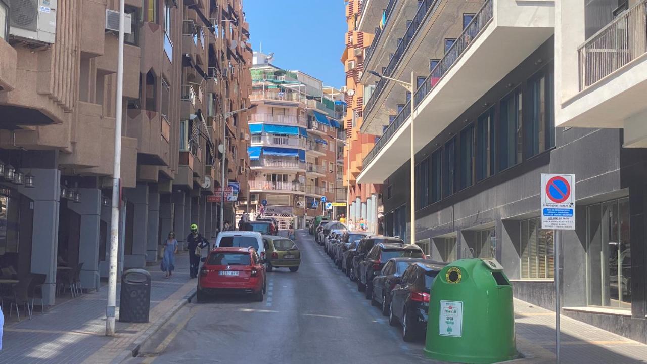 Solymar Poniente Apartamento Recien Reformado A 3 Min De Playa Poniente Y Del Centro Parking Opcional Benidorm Exterior foto